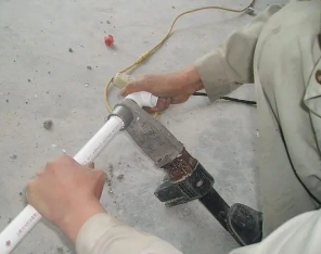 库车漏水维修电话